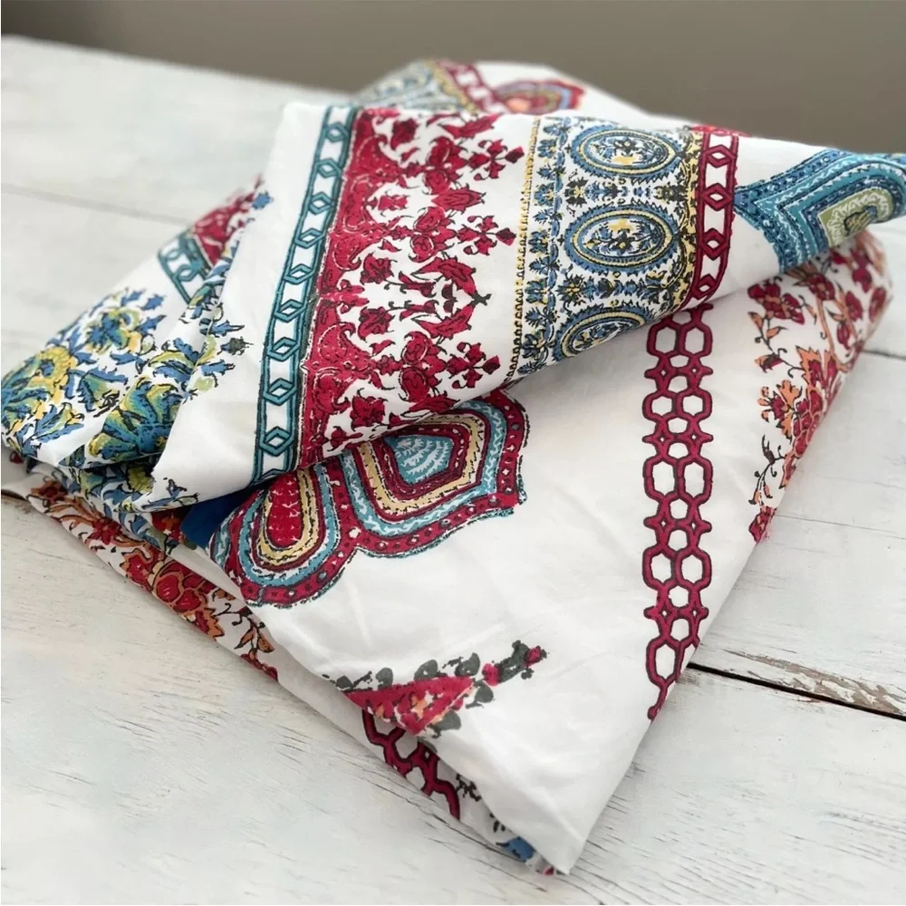 Pottery Barn Aurora Medallion Queen Duvet Cover Floral Paisley Red Blue White PB